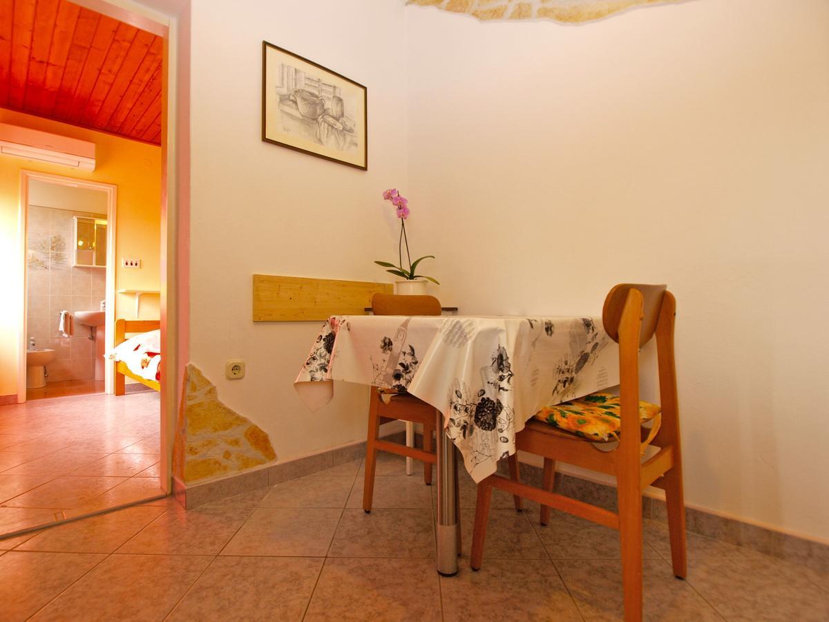 Apartments Luciano 1576 Ližnjan Екстериор снимка