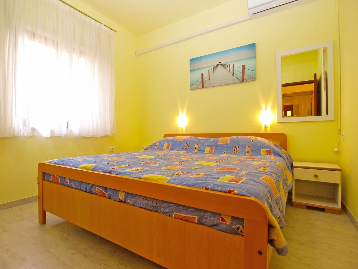Apartments Luciano 1576 Ližnjan Екстериор снимка