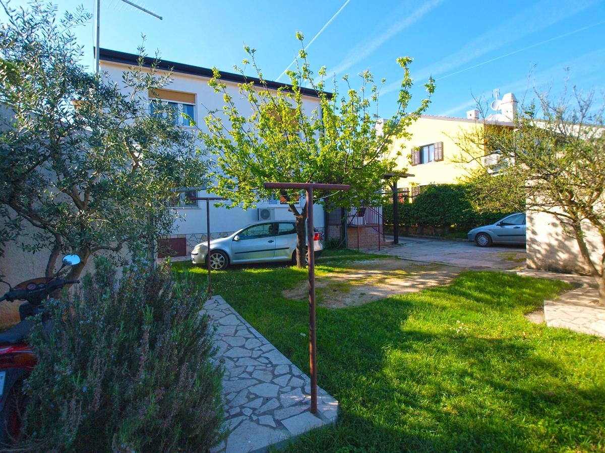 Apartments Luciano 1576 Ližnjan Екстериор снимка